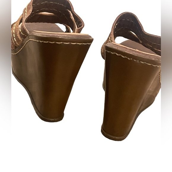 Passarela Brazil Terra Stitched Strap Leather Wedge Sandal; size 6 women’s - Picture 4 of 11